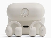 Le Sennheiser Accentum Clip offre jusqu'à 9 heures d'autonomie, et 36 heures avec son boîtier de recharge.