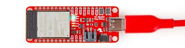 Une LED RVB avec adresse est disponible