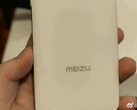 Le "Meizu 20 Pro" dans la nature. (Source : Leon Angang via Weibo)