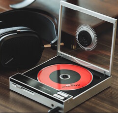 Le lecteur CD portable Shanling EC Zero AKM est doté d'une transmission Bluetooth, d'une fonction d'extraction de CD et d'un convertisseur numérique-analogique USB. (Source de l'image : Shanling)