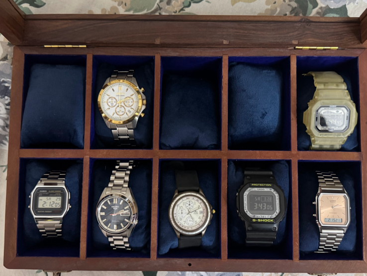 Ma propre collection de montres, ainsi que quelques montres supplémentaires que j’ai ajoutées récemment (ci-dessous)