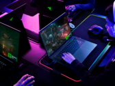 Le Razer Blade 16 offre des options d'affichage mini-LED à double mode. (Image Source : Razer)