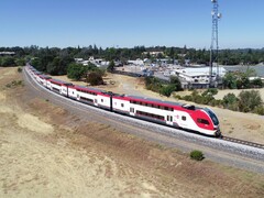 L'unité multiple Elictric de Caltrain de Stadler. (Image : Caltrain)