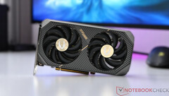 La RTX 5050 de Nvidia ( GeForce ) pourrait être lancée avec la même configuration VRAM que la RTX 5060 illustrée ici (source d'image : Notebookcheck)