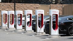 Tesla annonce une solution de file d'attente virtuelle pour lutter contre les affrontements entre conducteurs sur les sites de superchargeurs (Source d'image : Tesla)
