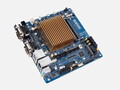 Le dernier ordinateur monocarte d'ASUS repose sur un processeur Celeron N5101. (Image source : ASUS)