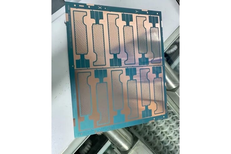 À quoi pourrait ressembler la base de la chambre à vapeur de l'iPhone 17 Pro. (Source de l'image : Majin Bu Official)