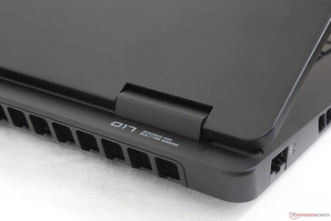 La saillie arrière améliore le refroidissement au prix d'un poids et d'un encombrement plus importants