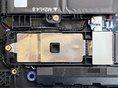 Deuxième emplacement SSD disponible (M.2-2280)