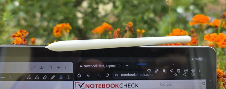 Le stylet S Pen est fourni avec la tablette Samsung