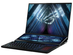 Le ROG Zephyrus Duo 16 GX650RX, fourni par Asus Allemagne