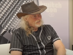 Une capture d'écran de la récente interview de Dan Clancy à la Twitchcon 2025 (source d'image : Taylor Lorenz YT)