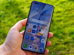 Le Magic5 Pro est disponible en deux couleurs mais avec une seule configuration de mémoire. (Source de l'image : NotebookCheck)