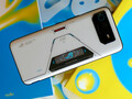 Le ROG Phone 6D partagera probablement un châssis avec ses frères et sœurs. (Source : Digital Trends)