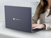 L'image est une image marketing officielle de l'ordinateur portable Dynabook Portege X30L de la génération précédente. 