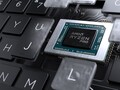 Les APUs de la série AMD Ryzen Pro 6000 basés sur Zen 3+ et RDNA 2 sont maintenant officiels. (Image Source : AMD)