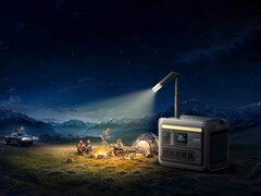 La station d'alimentation Anker SOLIX C800 Plus est dotée d'une lampe rétractable. (Source de l'image : Anker)