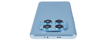 Bord supérieur : microphone, IR blaster, haut-parleur