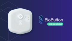 Le BioButton Rechargeable est un appareil à coller qui permet de surveiller plus de 20 signes vitaux. (Image source : BioIntelliSense)