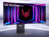 L'UltraGear OLED 34GS95QE est l'un des nombreux moniteurs de jeu incurvés que LG vendra tout au long de l'année 2024. (Source de l'image : LG)