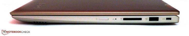 Côté droit : bouton de démarrage, bouton reset, lecteur de carte SD, USB A 3.0, verrou de sécurité Kensington.