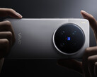 Le HPB ISOCELL sera accompagné d'un Sony LYT-828 sur les deux modèles, X200 Ultra en photo. (Source de l'image : Vivo)