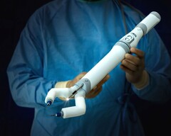 Les chirurgiens au sol ont réussi à télécommander le robot chirurgical spaceMIRA de deux livres à bord de l&#039;ISS. (Source : Virtual Incision)