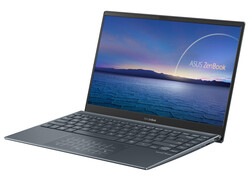 En test : l'Asus ZenBook 13 UX325JA-AH019T. Modèle de test aimablement fourni par Asus Allemagne.