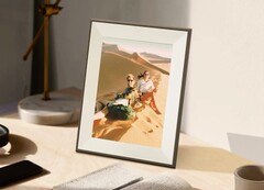 Aura Ink utilise un panneau d&#039;encre électronique pour afficher les images numériquement (Source de l&#039;image : Aura Frames)