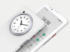 Le BigMe HiBreak Dual dispose d'un écran couleur E Ink à l'avant et d'un écran couleur LCD à l'arrière.