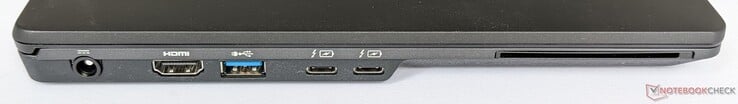 Côté gauche : Prise d'alimentation, sortie HDMI, un port USB-A 3.2 Gen 1, deux ports Thunderbolt 4 (avec PD et DP 1.2), lecteur de carte à puce