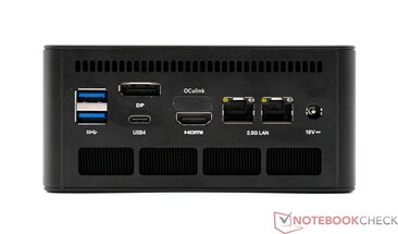 Arrière : 2x USB 3.2 Gen 2, DisplayPort 1.4, USB 4 (40 Gbps), OCuLink (64 Gbps), HDMI 2.1, 2x RJ45 2.5G, connexion d'alimentation (19V, 6.32A)