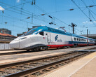 L'Acela NextGen avec une motrice et un quatrième bogie dans la variante Jacobs. (Source de l'image : Amtrak)