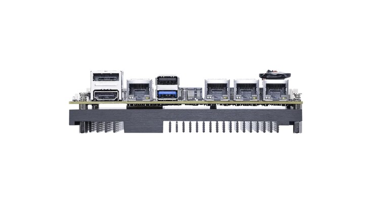 Une pléthore d'options d'E/S est disponible à bord du CF27 SBC de MSI.
