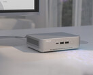 Le NUC 14 Pro Plus est sans doute le plus élégant des deux NUC 14 Pro d'ASUS. (Source de l'image : ASUS)