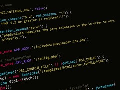 Code source PHP sur un écran sombre