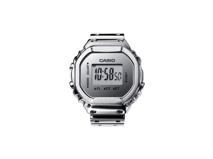 Vue de face de la montre-bague connectée Casio CRW-H001M-8, dotée d'un écran LCD numérique et d'une finition argentée polie.