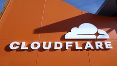 Cloudflare a ajouté la protection programmable des flux à Magic Transit, ce qui permet aux clients de bénéficier d'une atténuation personnalisée des attaques DDoS basée sur l'eBPF pour le trafic de couche 7 basé sur UDP.