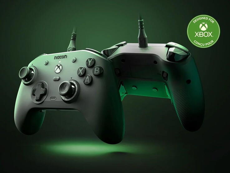 La manette Nacon Revo X Max Xbox offre des fonctionnalités de niveau professionnel pour moins de 100 $
