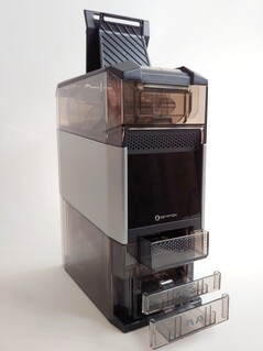 Devant. (Source de l'image : Notebookcheck)