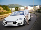 Le propriétaire typique d'une Tesla est un jeune ingénieur fortuné (image : Tesla)