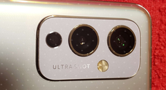 Le OnePlus 9 5G sera équipé de trois caméras orientées vers l'arrière, dont un capteur principal Ultra Vision de 50 MP. (Source de l'image : PhoneArena)