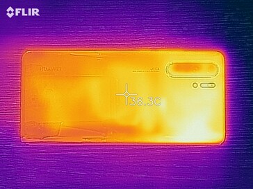 Huawei P30 Pro - Relevé thermique à l'arrière de l'appareil en cas de sollicitations.