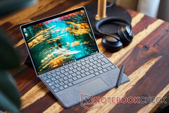 La Surface Pro 9 devrait, selon les rumeurs, bénéficier d&#039;une mise à jour &quot;Intel 14e génération&quot; dans le courant du trimestre. (Source de l&#039;image : Notebookcheck)