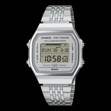 Casio ABL-100WE-7A avec un cadran argenté, un boîtier argenté et un bracelet argenté.