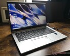 Le HP EliteBook 840 G8 présente un avantage considérable par rapport à la plupart des autres ordinateurs portables professionnels, mais il a un coût