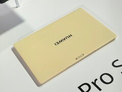 La Huawei Matepad Pro S dans sa version jaune