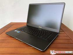 Test: Asus ZenBook Pro UX550VD. Exemplaire de test fourni par Campuspoint.