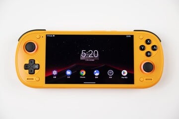 Le Retroid Pocket 6 en orange ressemble plus à du jaune. (Source de l'image : Retroid)