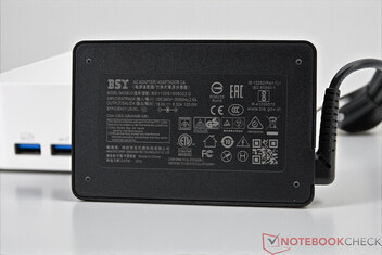 Geekom A7 Max avec bloc d'alimentation (19 V ; 6,32 A)